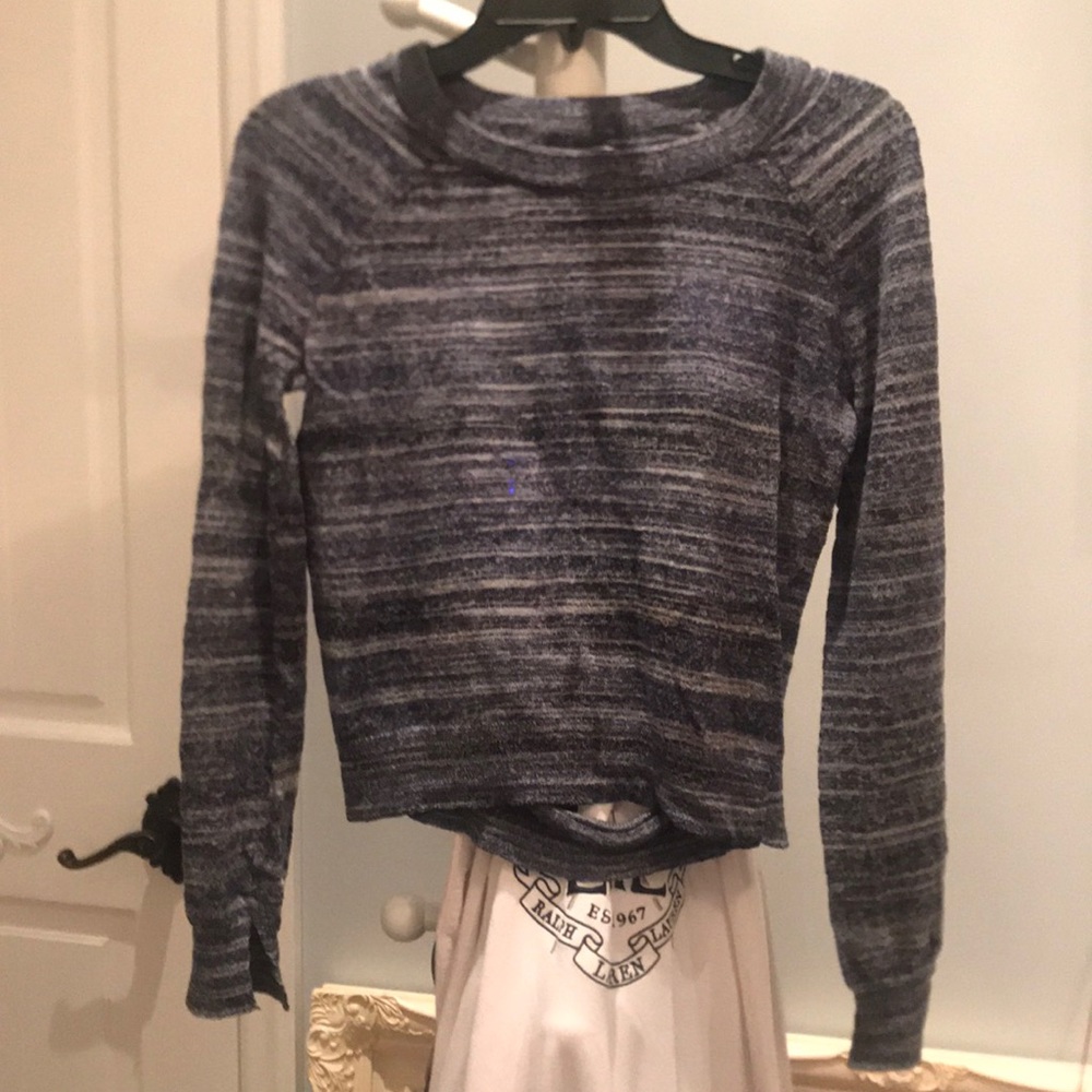 Bcbgmaxazria sweaters green /blue color